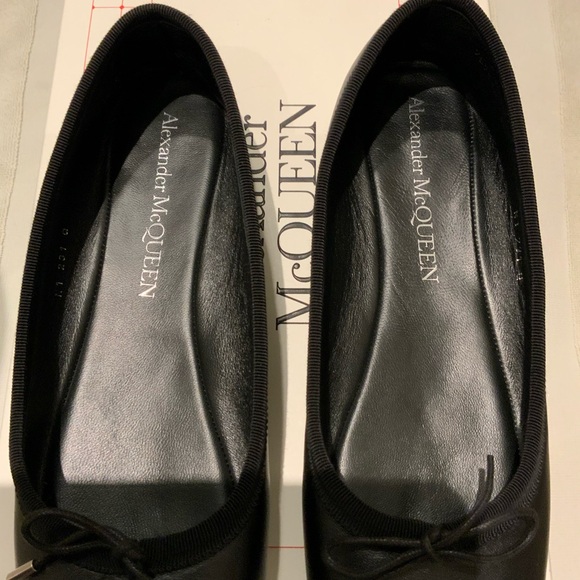 ALEXANDER MCQUEEN 
Metal Toe Punk Ballet Flats - Picture 5 of 10